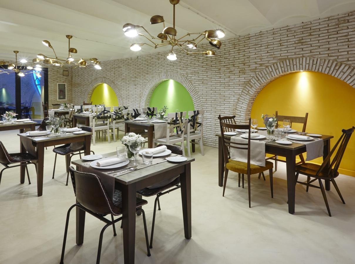 Hotel Galeria Essentia 아레세나 외부 사진