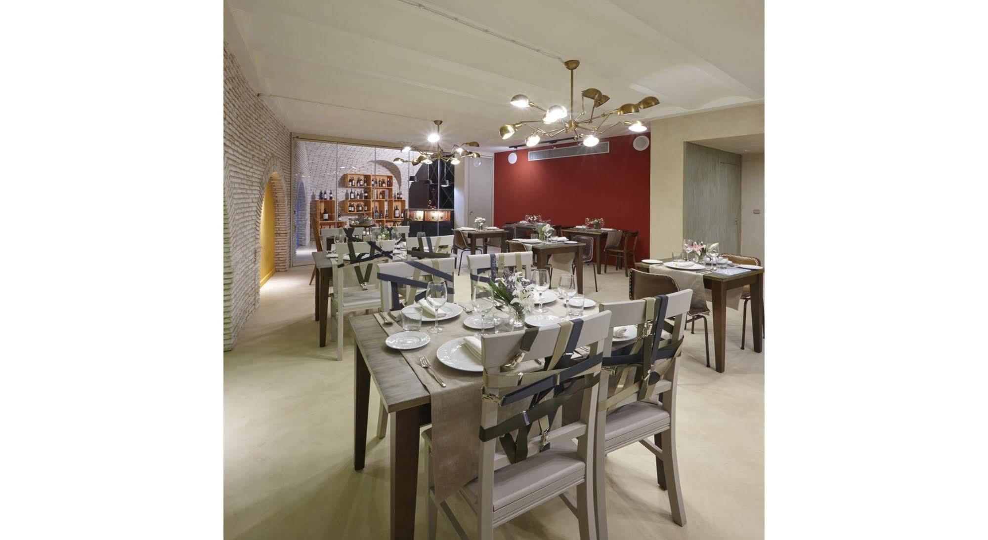 Hotel Galeria Essentia 아레세나 외부 사진